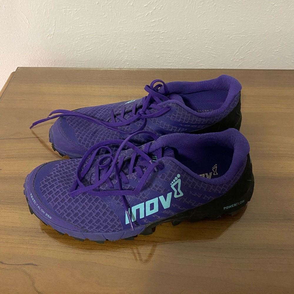 New, never worn inov8 Trailtalon 250 Shoes